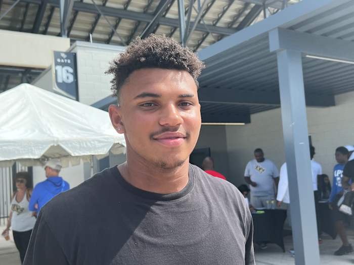 Kaven Call Defensive End Apopka (Fla.) High School - UCF Commitment 2023